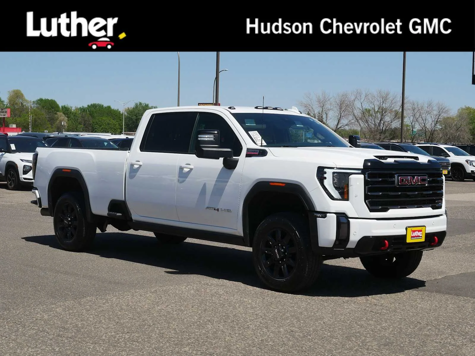 2024 GMC Sierra 4WD Crew Cab Standard Box AT4's photo