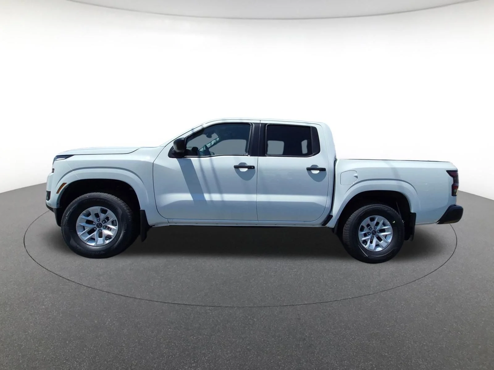 New 2026 Glacier White Nissan Crew Cab S image 9