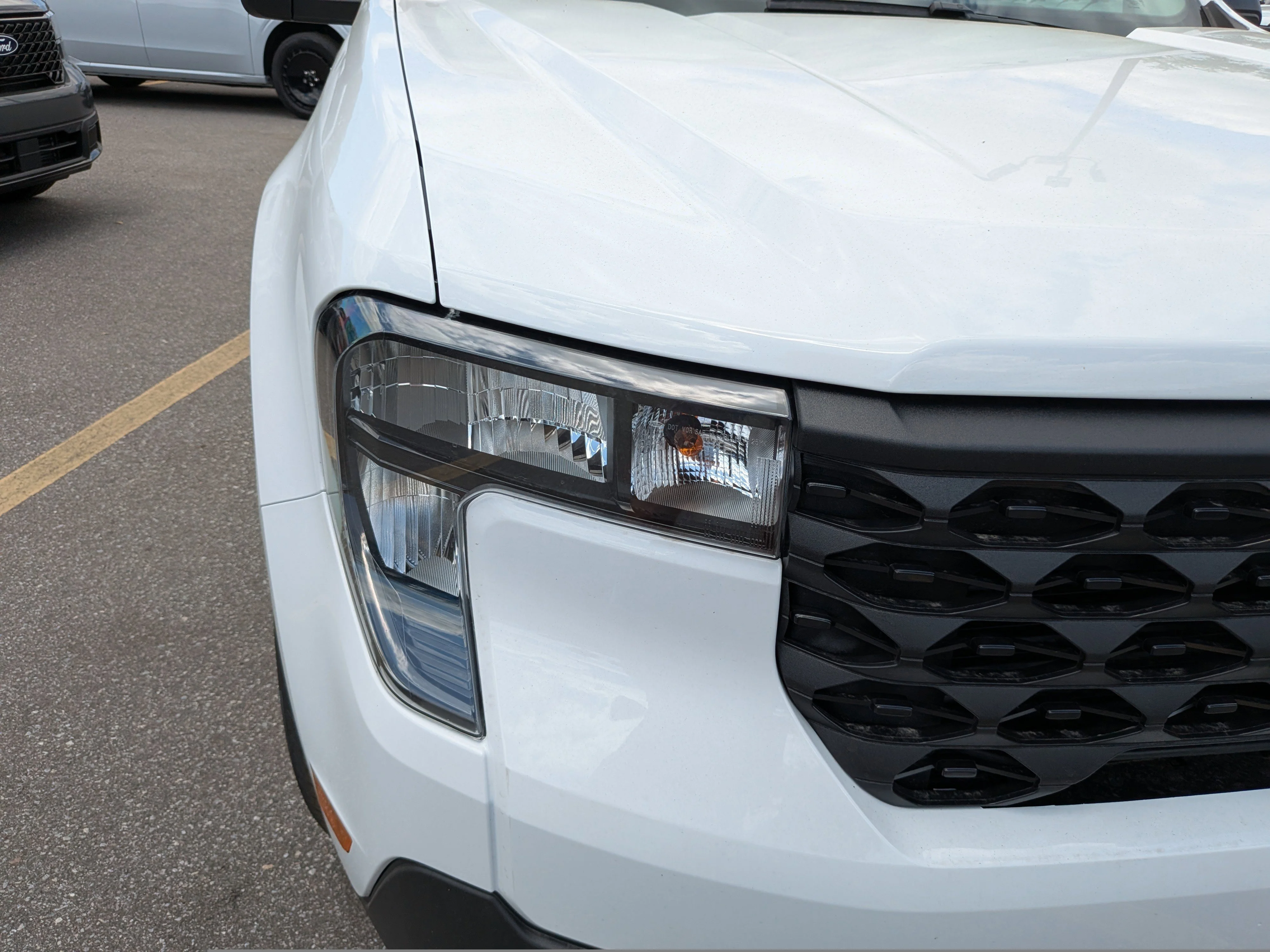 New 2026 Oxford White Ford XLT image 9