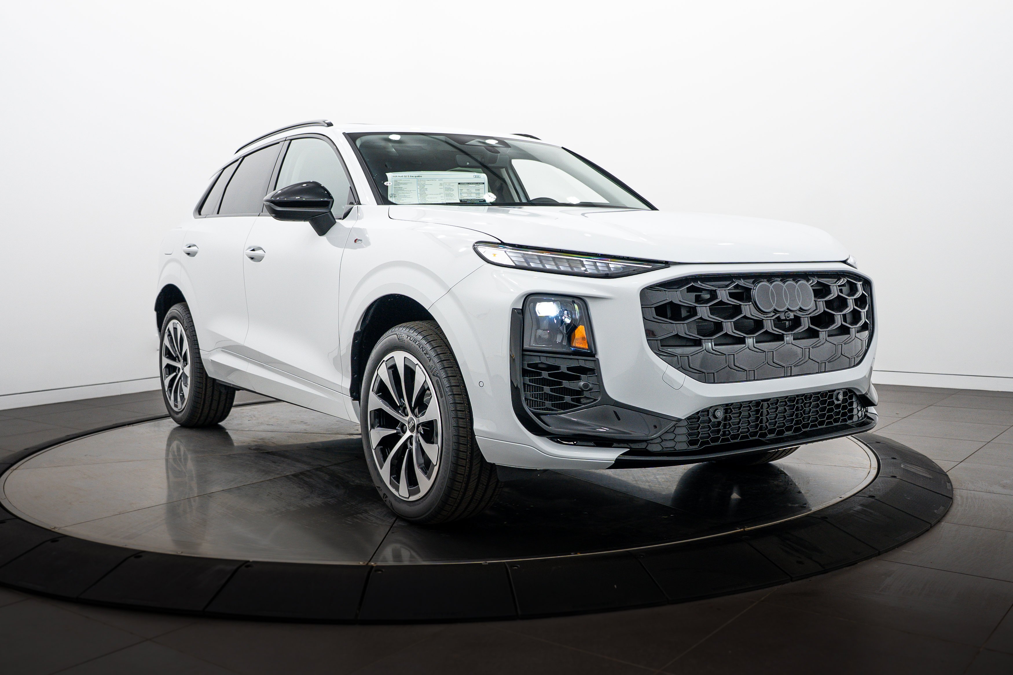 New 2026 Glacier White Audi S line image 2
