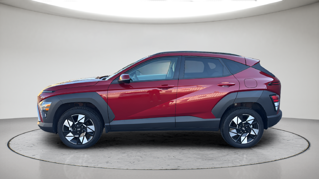 Used 2025 Red Hyundai SEL image 12