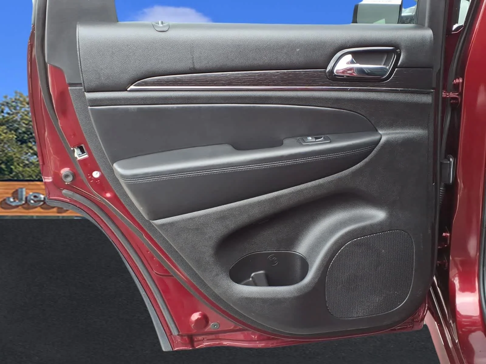 Used 2021 Velvet Red Pearlcoat Jeep High Altitude image 27