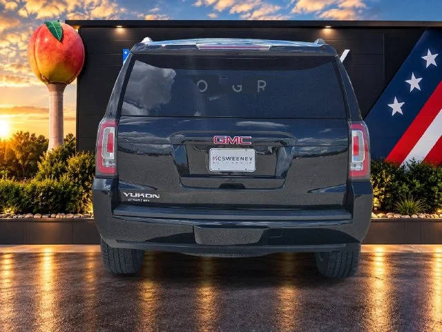 Used 2020 Black GMC SLT image 4