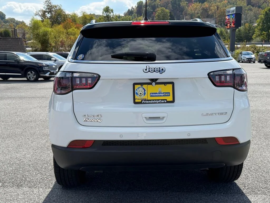 Used 2025 White Jeep Limited image 11