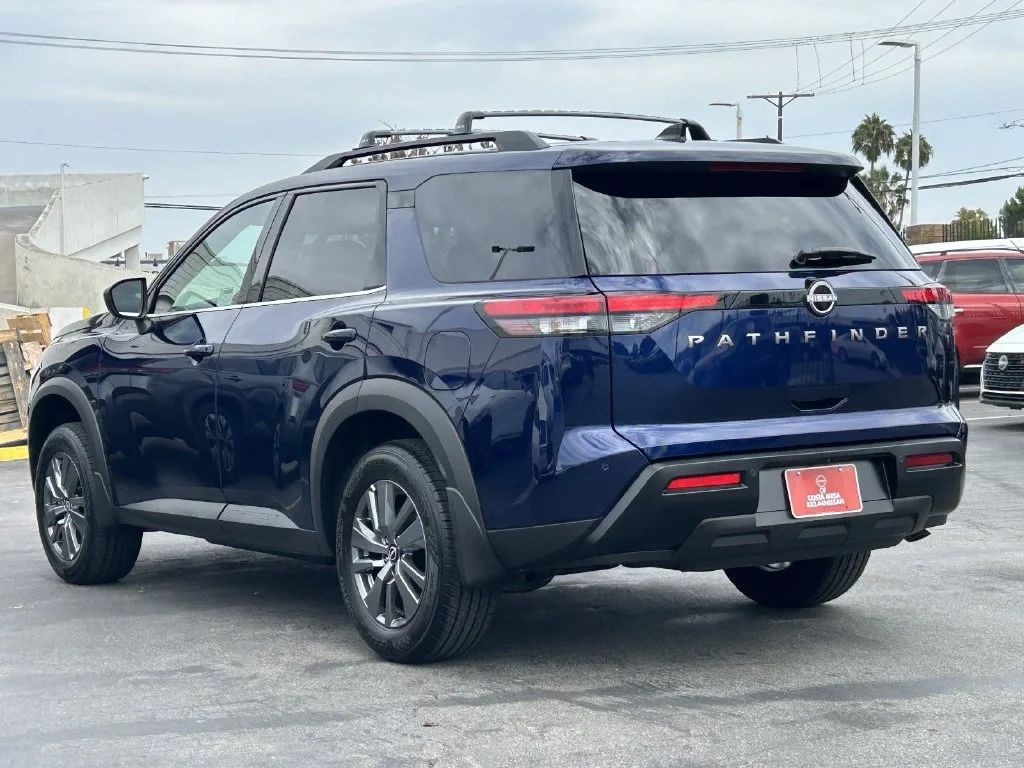 New 2026 Deep Ocean Blue Pearl Nissan SV image 2