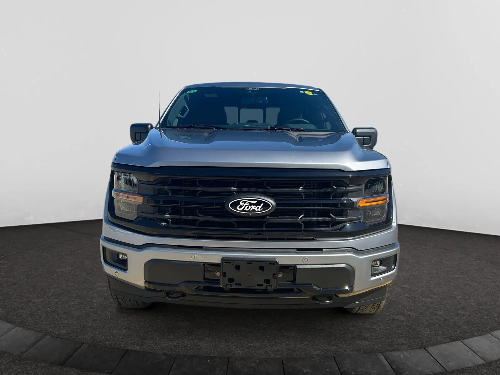 New 2026 Iconic Silver Metallic Ford XLT image 8