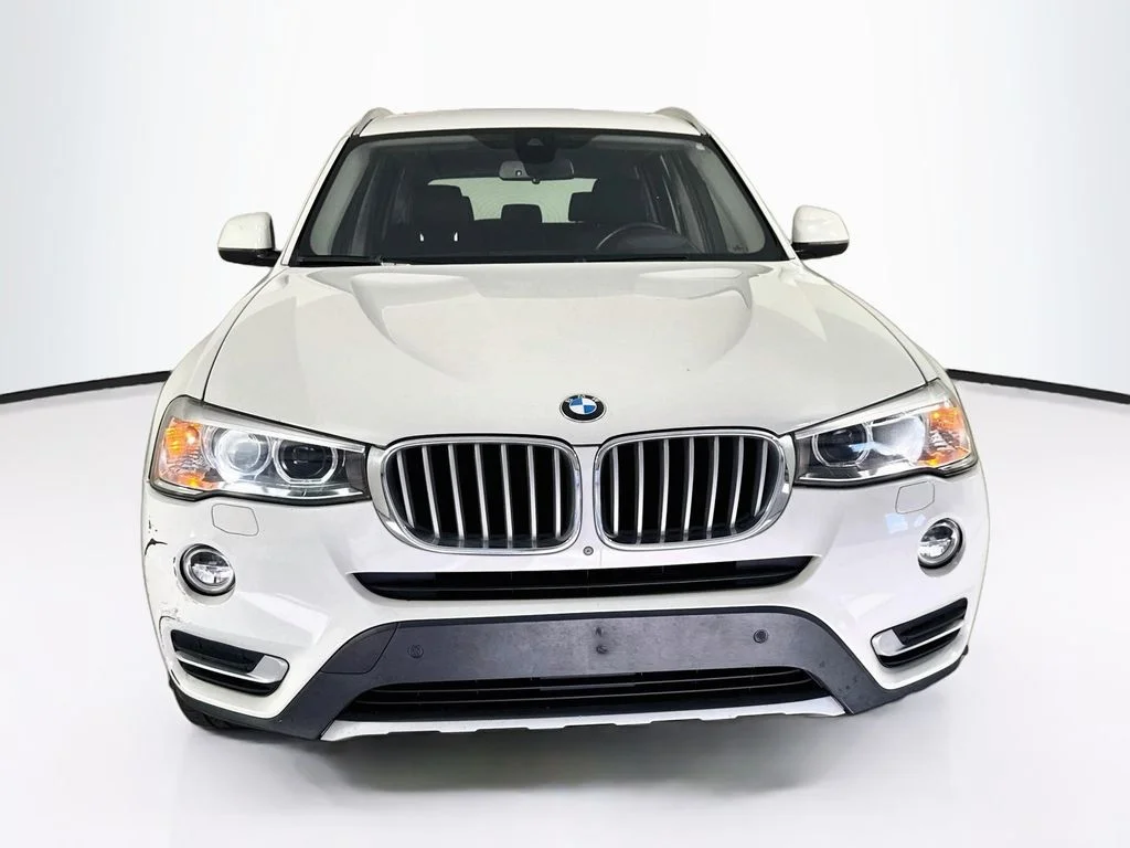 Used 2016 Alpine White BMW xDrive28i image 2