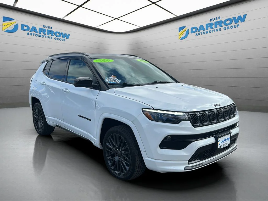 Used 2023 White Jeep Limited image 7