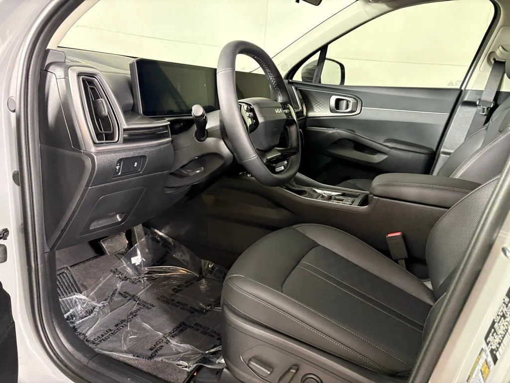 New 2026 Gray Kia S image 21