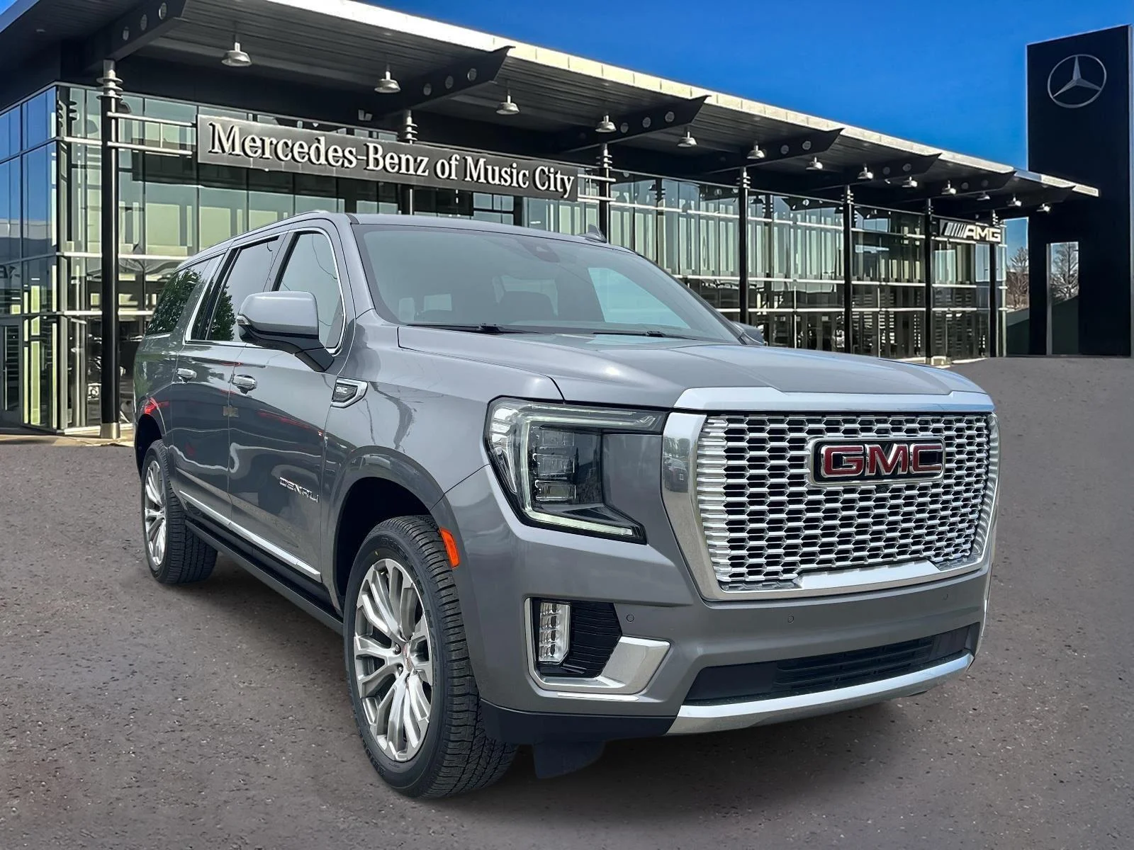 2021 GMC Yukon Denali AWD's photo