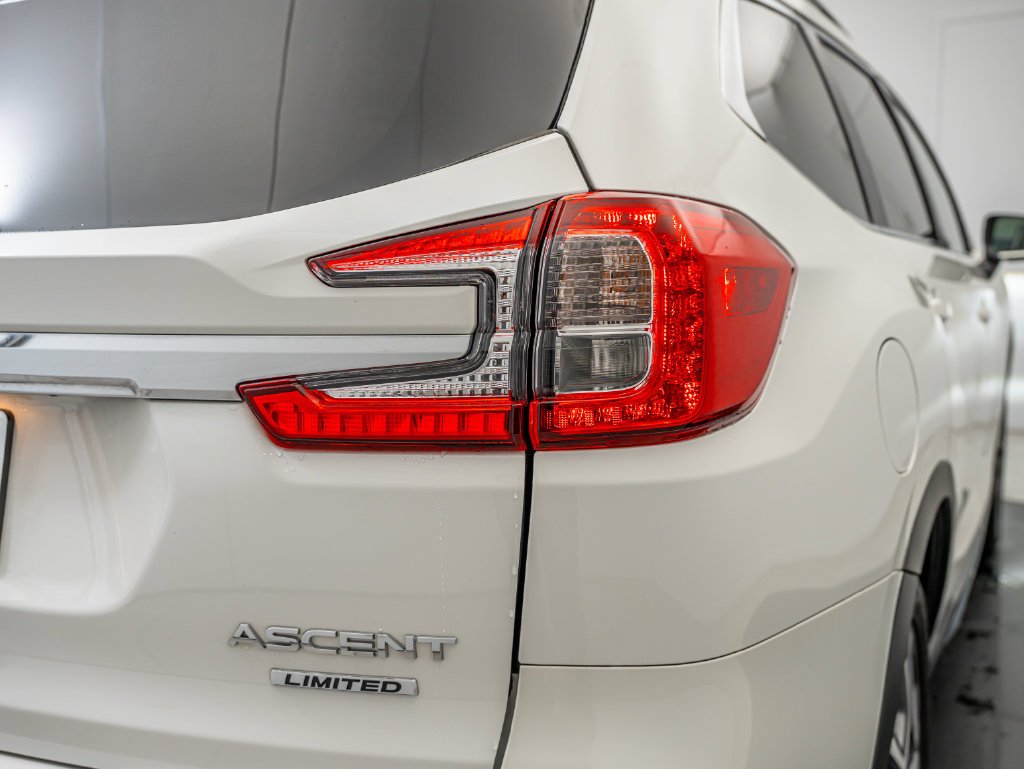 Used 2023 Crystal White Pearl Subaru Limited image 14