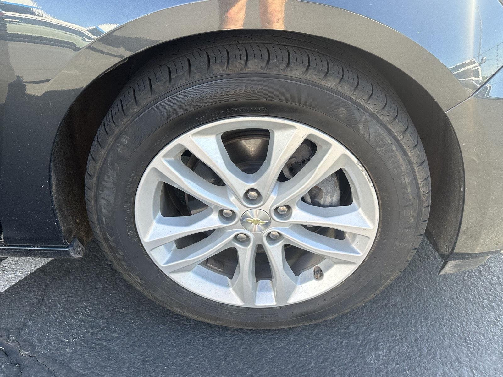 Used 2017 NIGHTFALL GRAY METALLIC Chevrolet Hybrid image 16