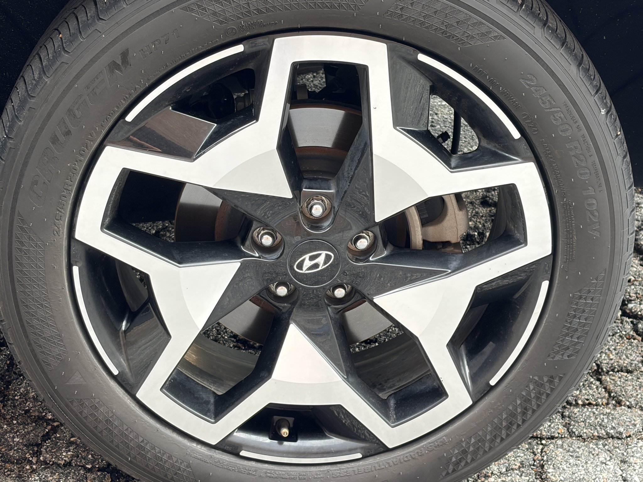 Certified Used 2024 Phantom Black Hyundai Limited image 10