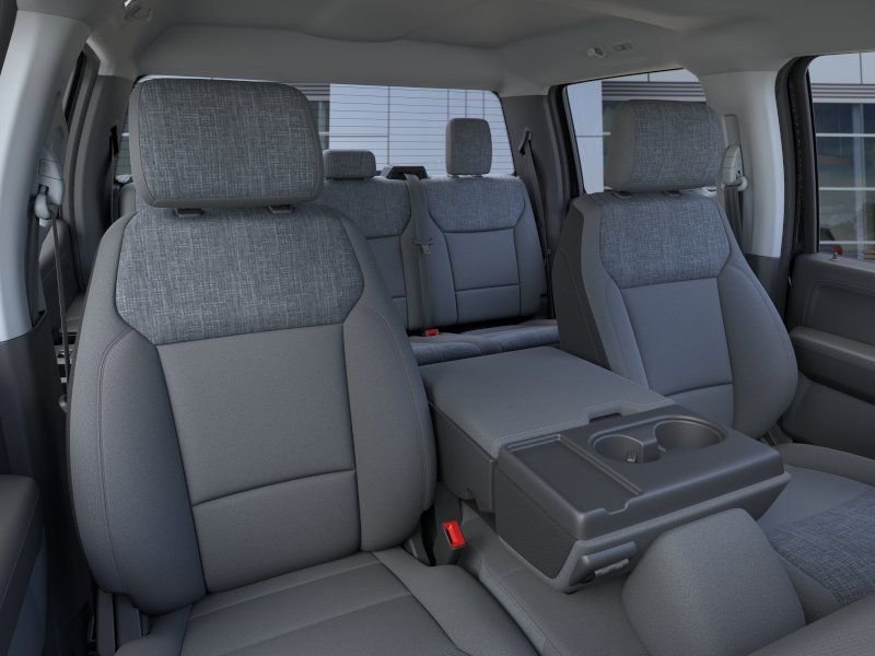 New 2026 Agate Black Metallic Ford XLT image 11