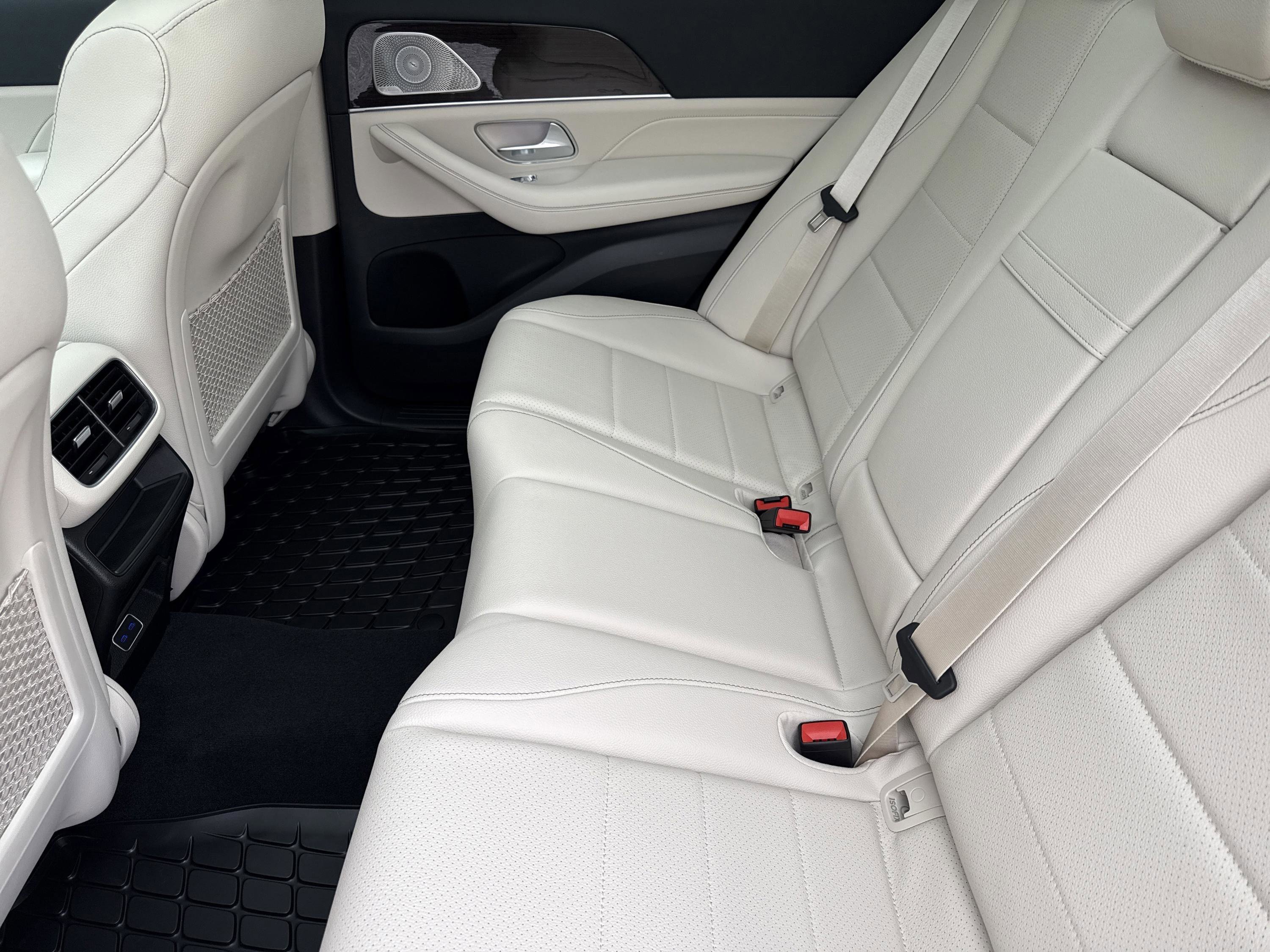 Certified Used 2026 Polar White Mercedes-Benz GLE 450 image 32
