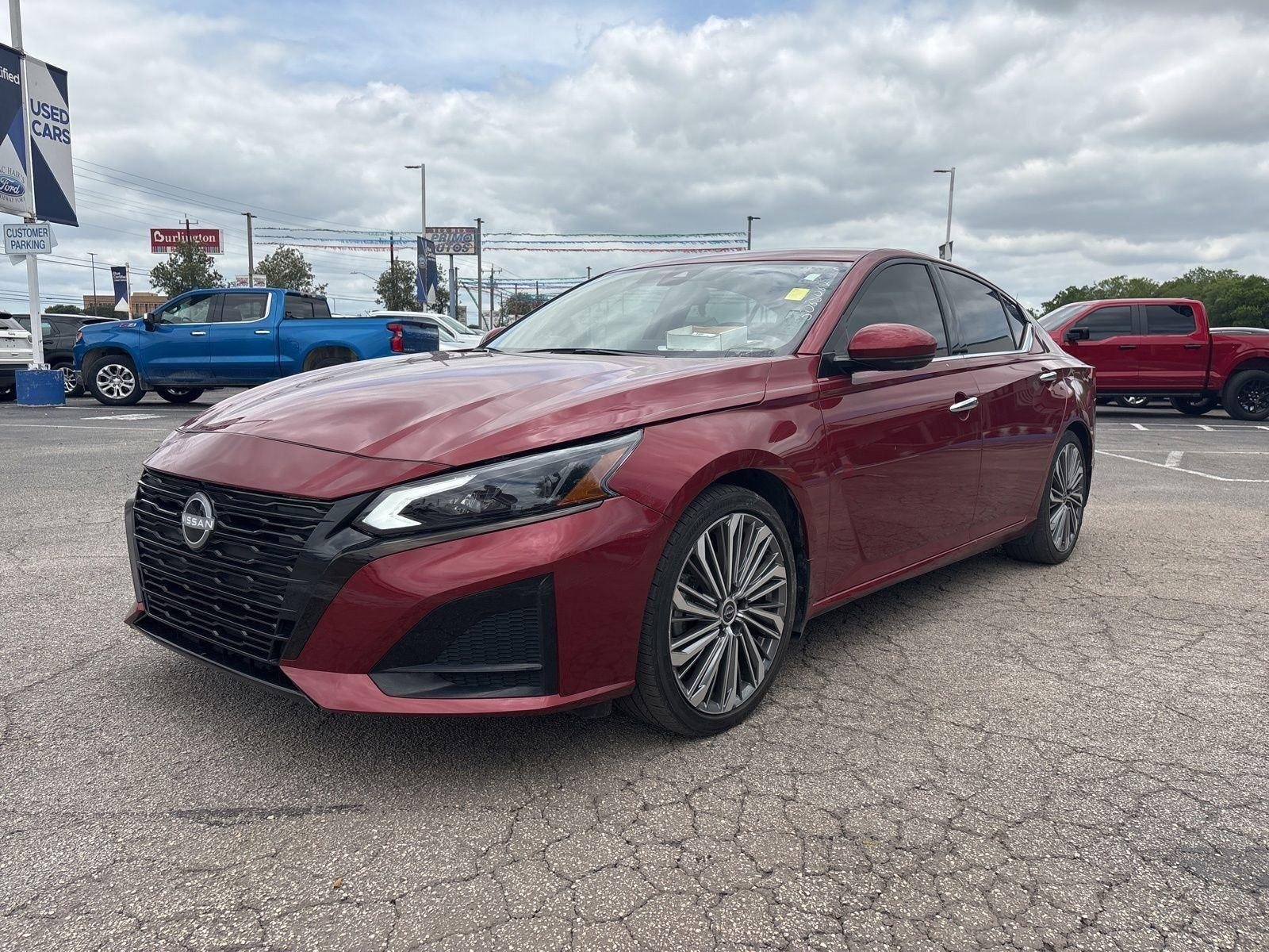 Used 2024 Scarlet Ember Nissan 2.5 SL image 8