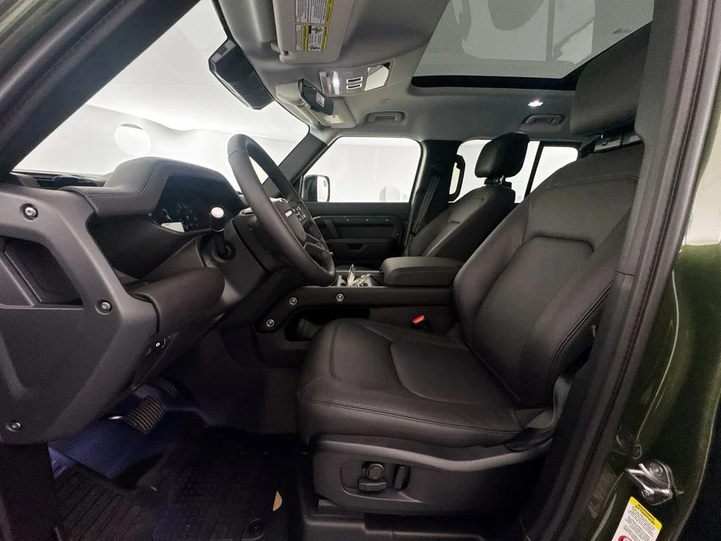 New 2026 Woolstone Green Land Rover S image 20