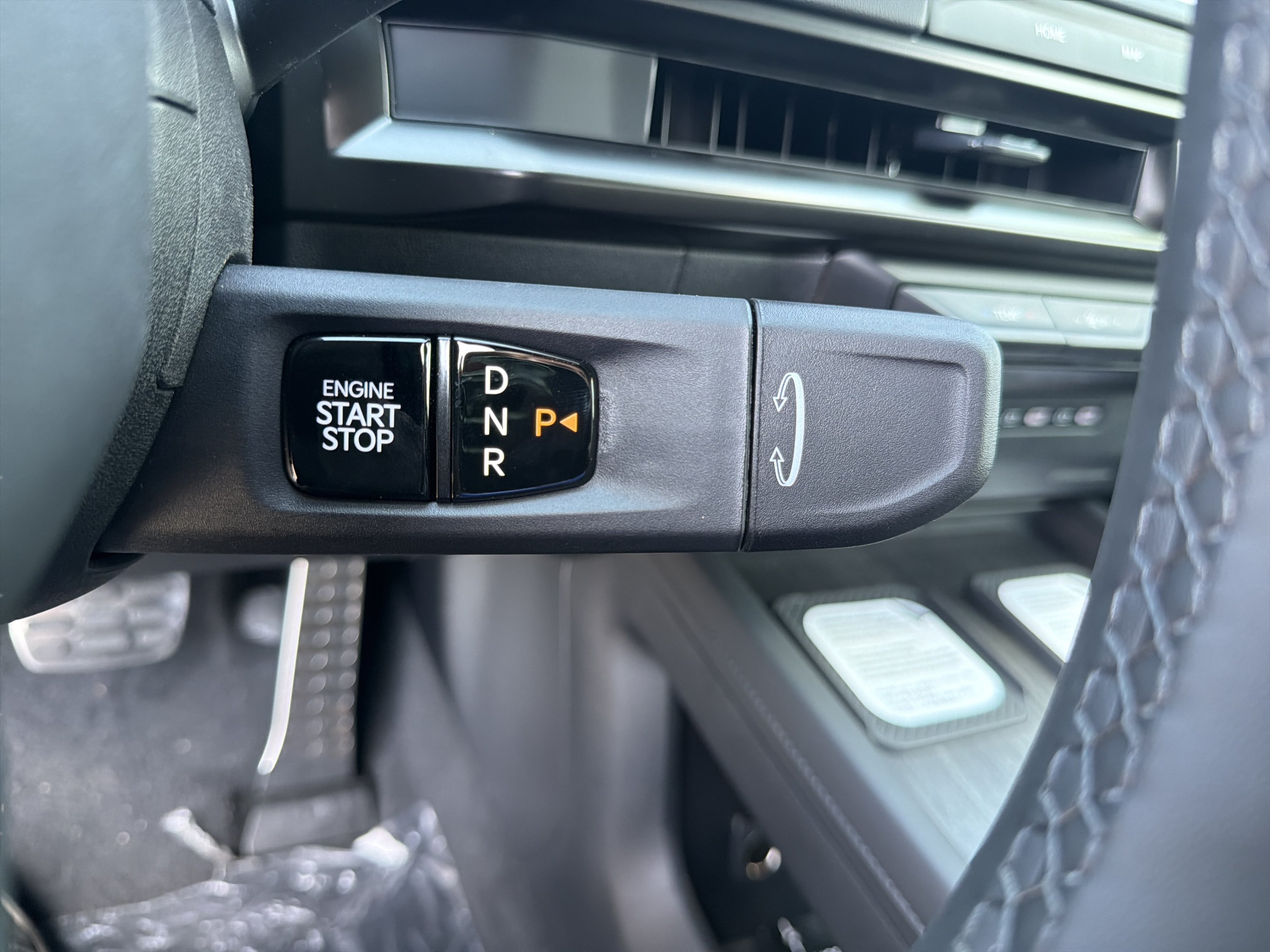 New 2027 Wolf Gray Kia X-Line SX Prestige image 11
