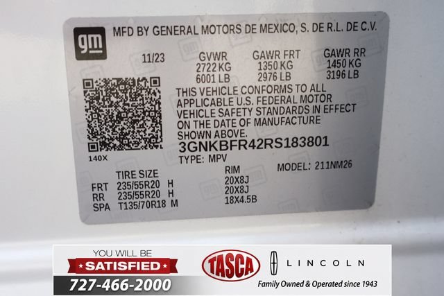 Used 2024 Iridescent Pearl Tricoat Chevrolet Premier image 30