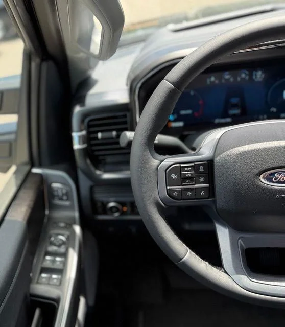 New 2026 Agate Black Metallic Ford F-350® Lariat® image 19