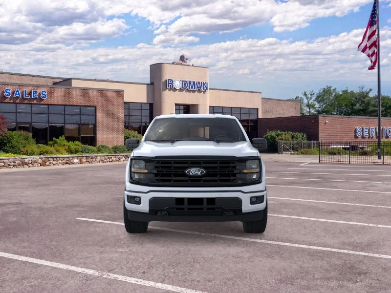New 2026 Oxford White Ford XLT image 38