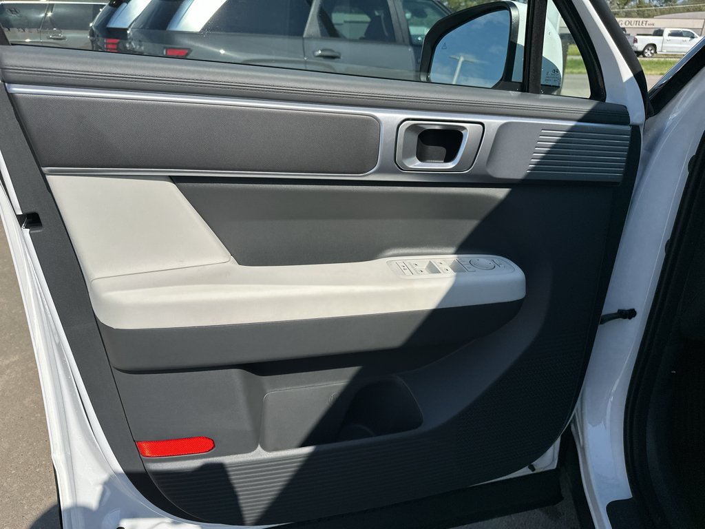 New 2027 Serenity White Hyundai SE image 15