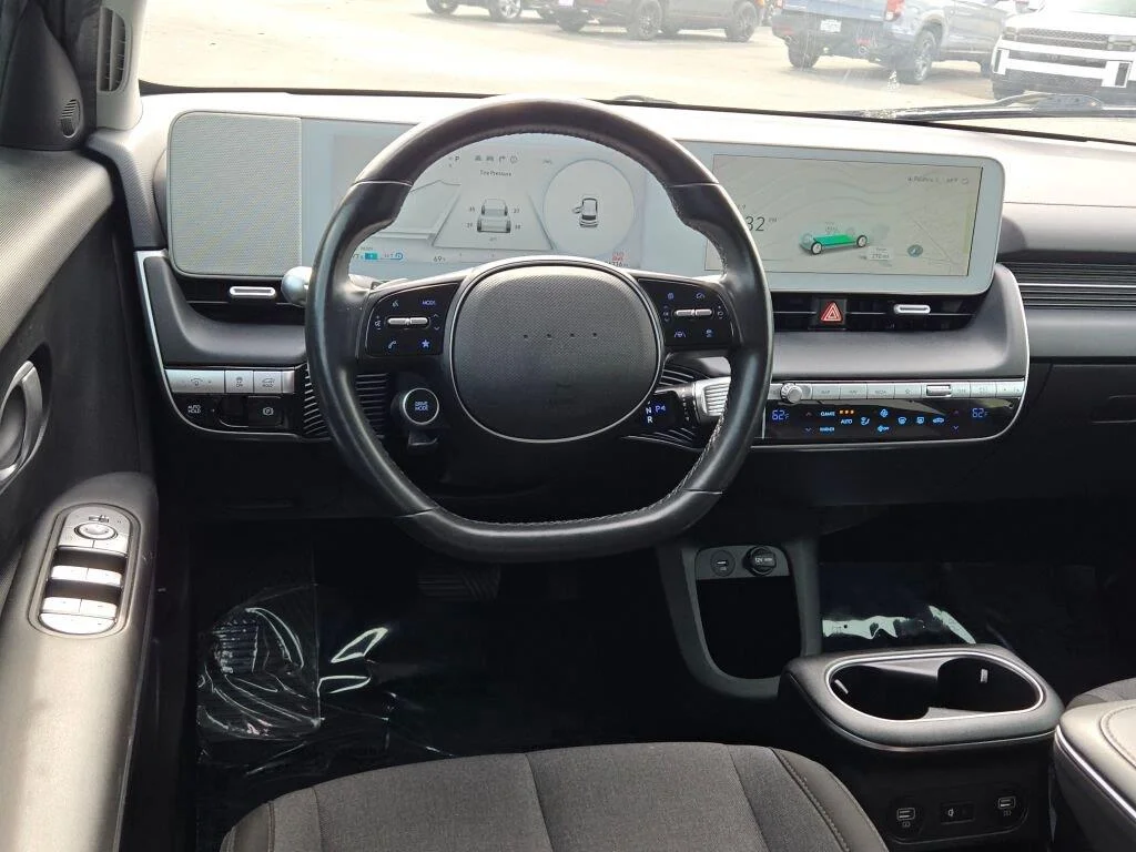 Used 2024 Digital Teal Hyundai SEL image 15