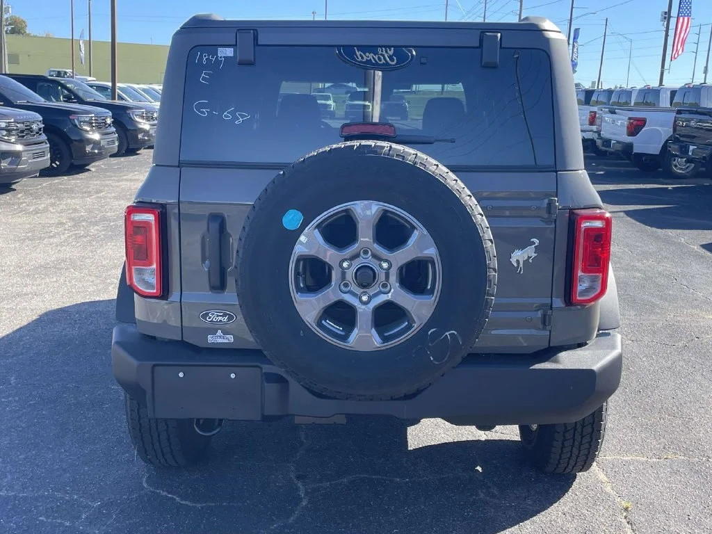 New 2026 Gray Ford Big Bend image 4