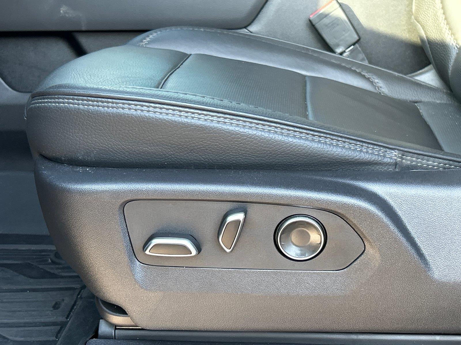 Used 2025 Downpour Metallic GMC Denali image 17