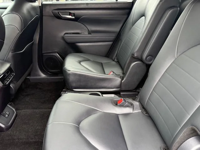 Certified Used 2026  Toyota XLE image 26
