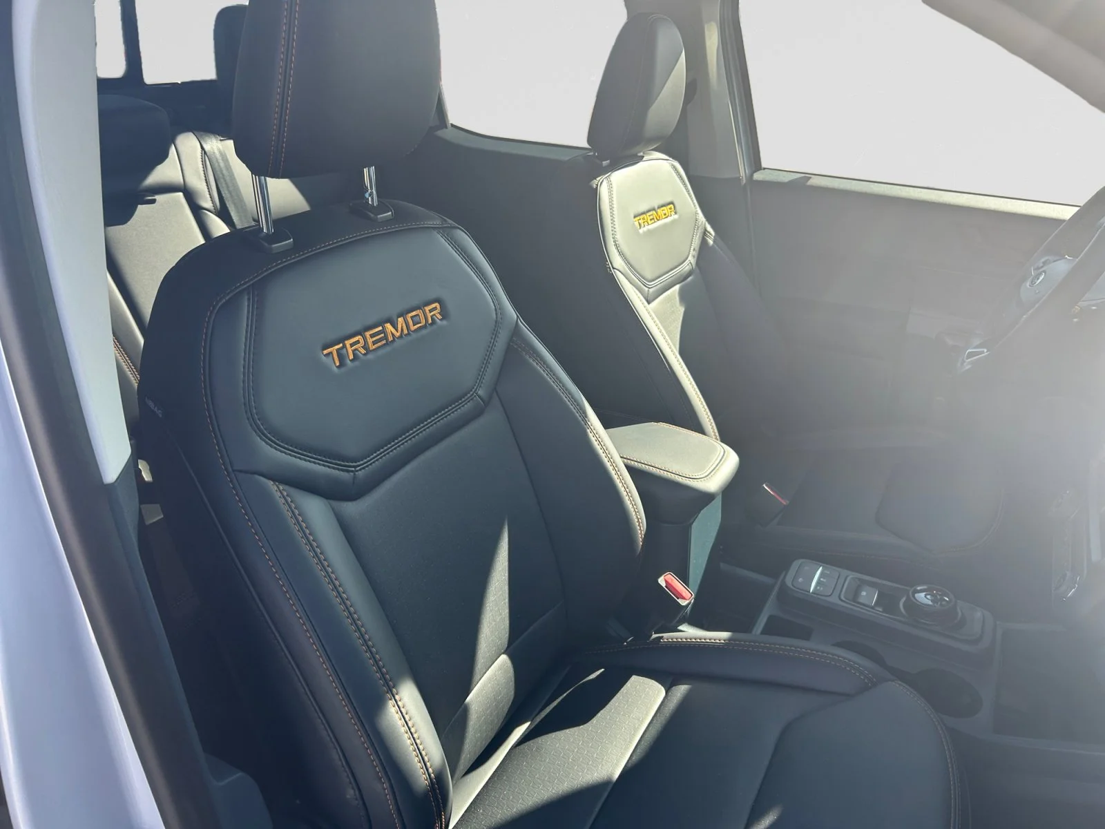 New 2026 Space White Metallic Ford Tremor image 11