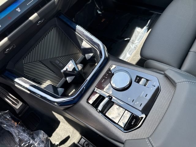 New 2026 Black Sapphire Metallic BMW 30 xDrive image 20