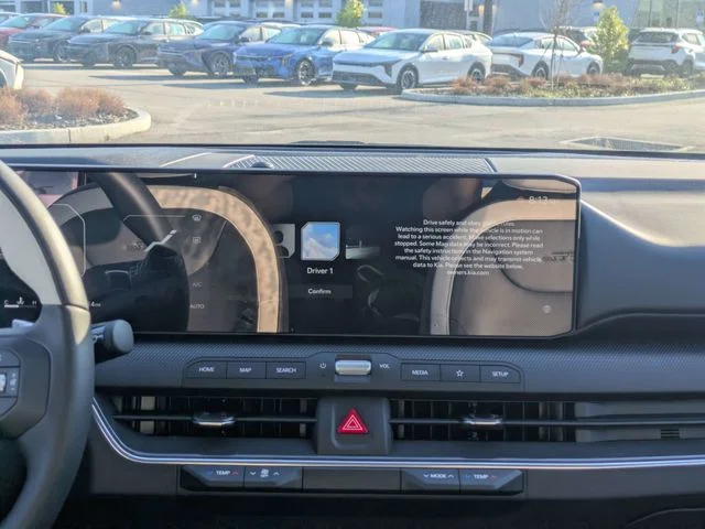 New 2025 Currant Red Kia GT-Line Turbo image 17