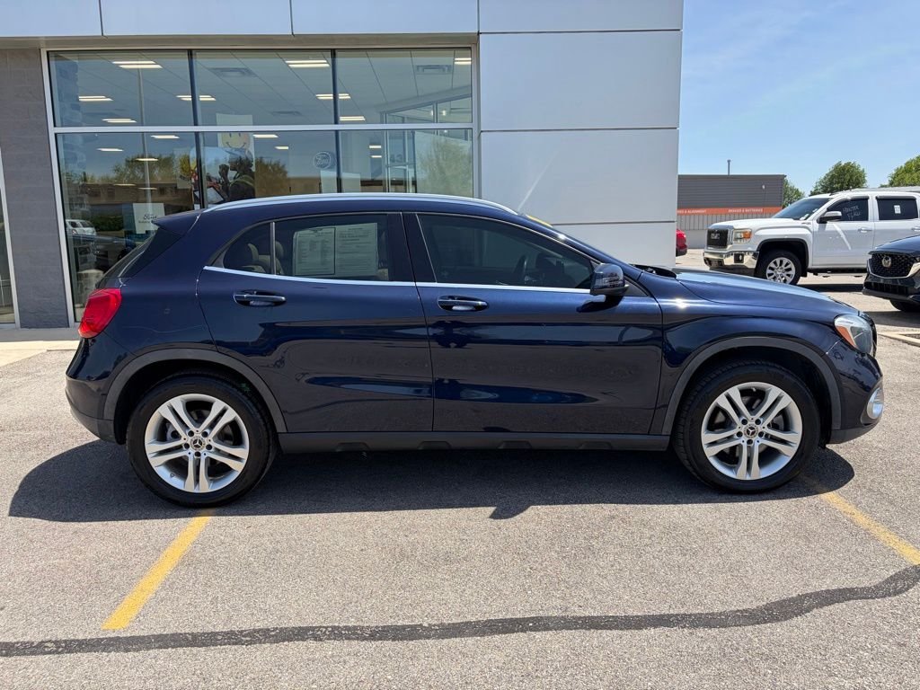 Used 2018 Lunar Blue Metallic Mercedes-Benz GLA 250 image 36