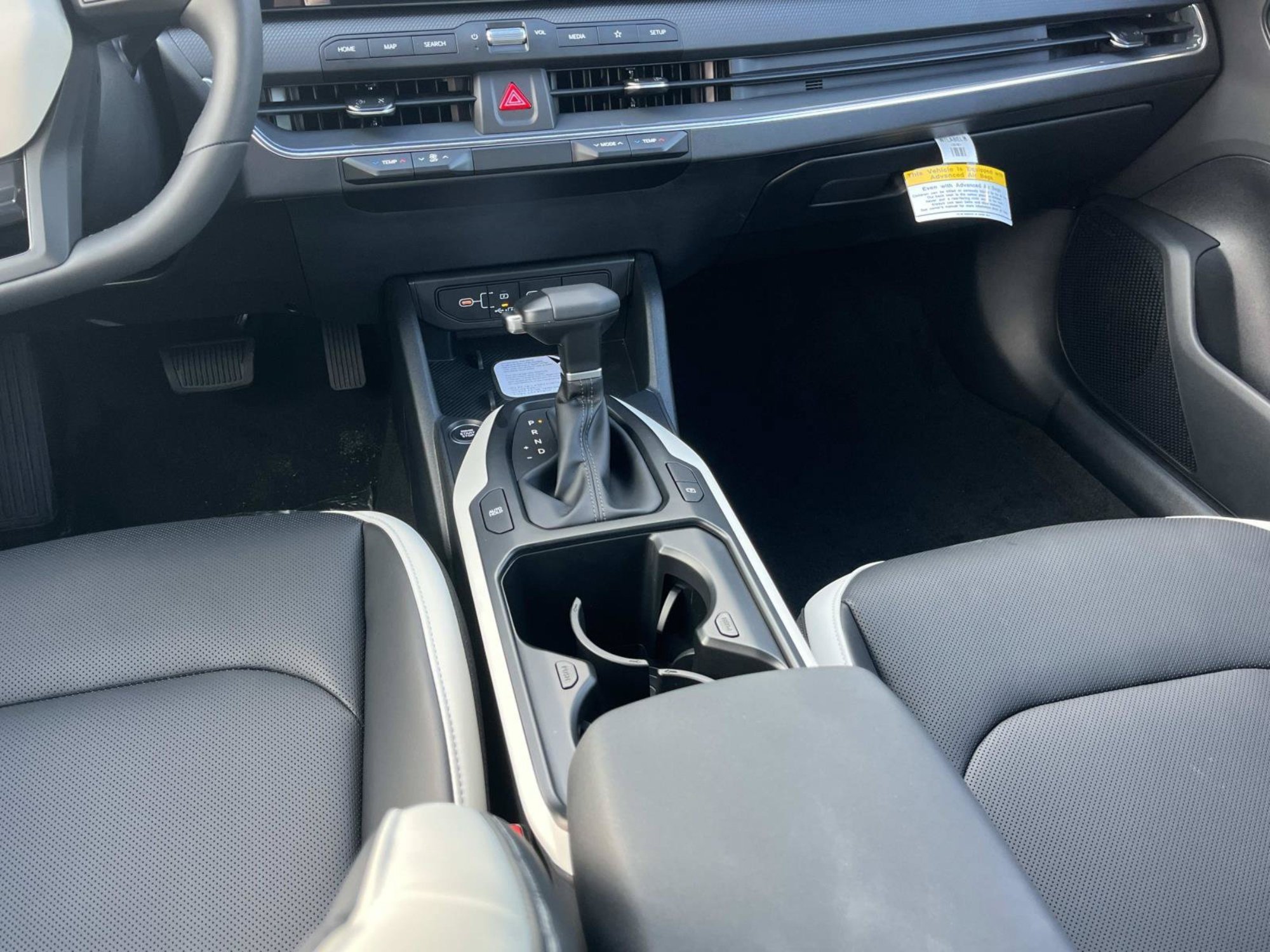New 2026 Snow White Pearl Kia GT-Line image 13