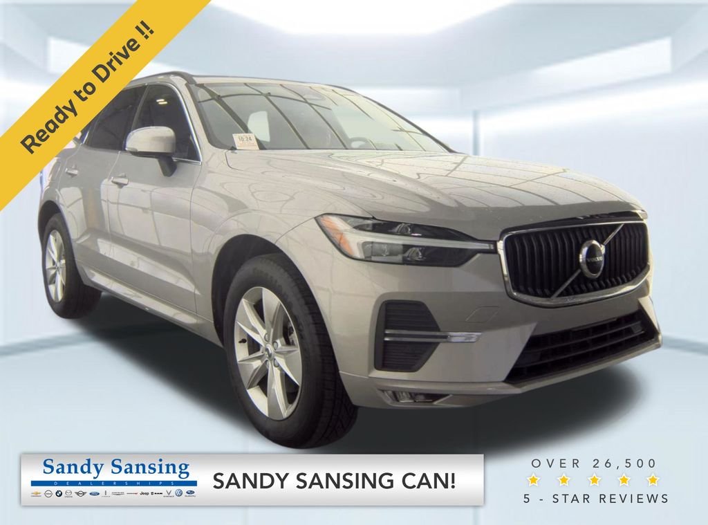 2022 Volvo XC60 B5 Momentum AWD's photo