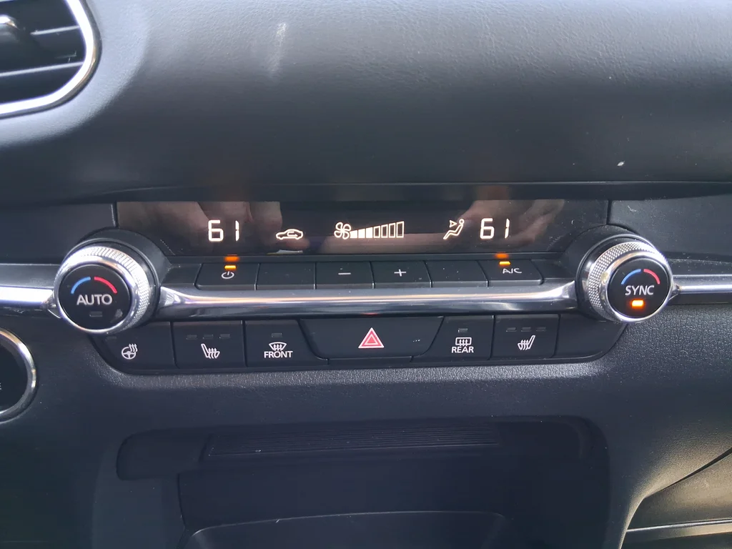 Used 2021 Red Mazda Turbo image 21