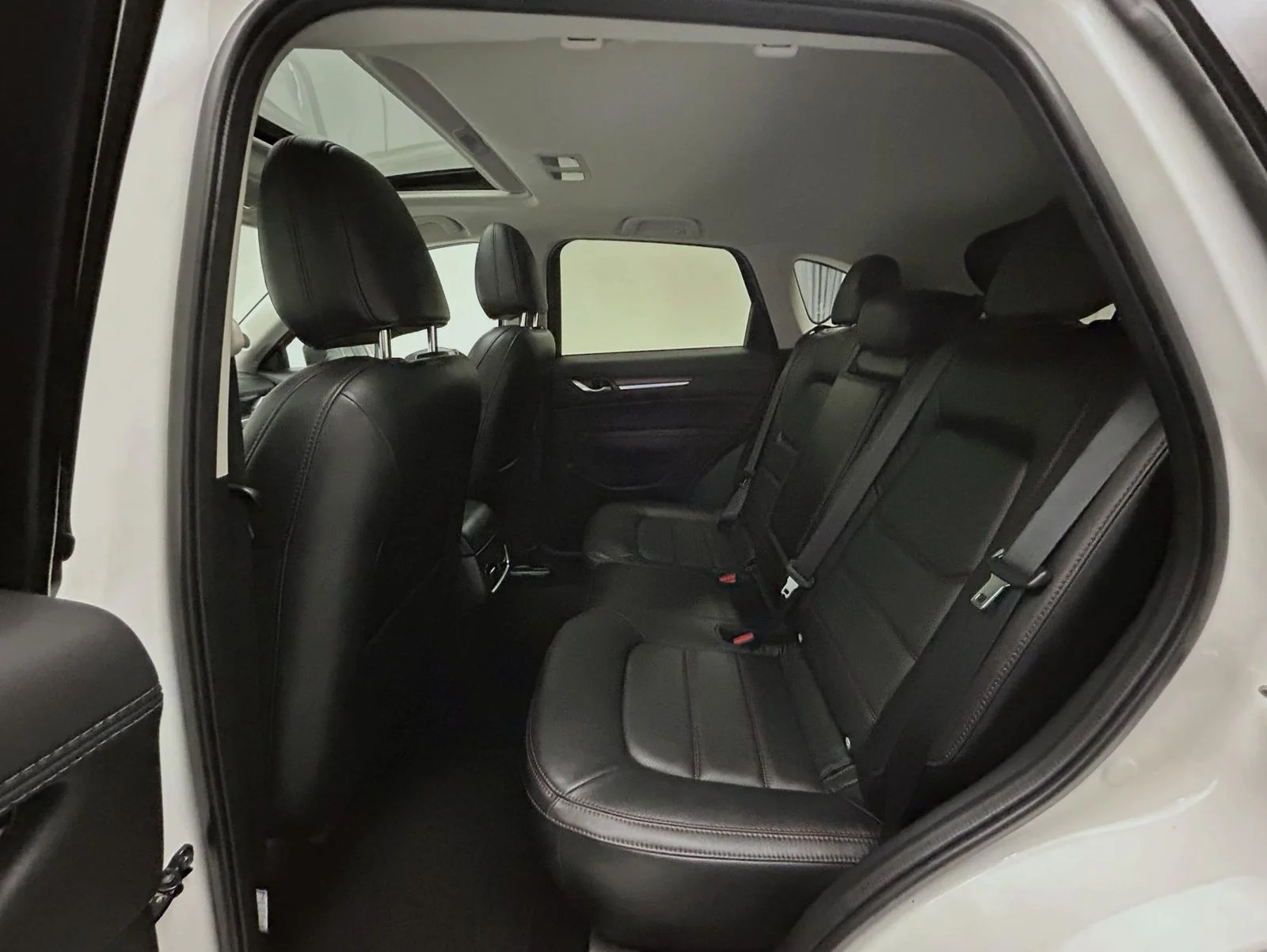 Used 2025 White Mazda 2.5 S Carbon Edition image 19