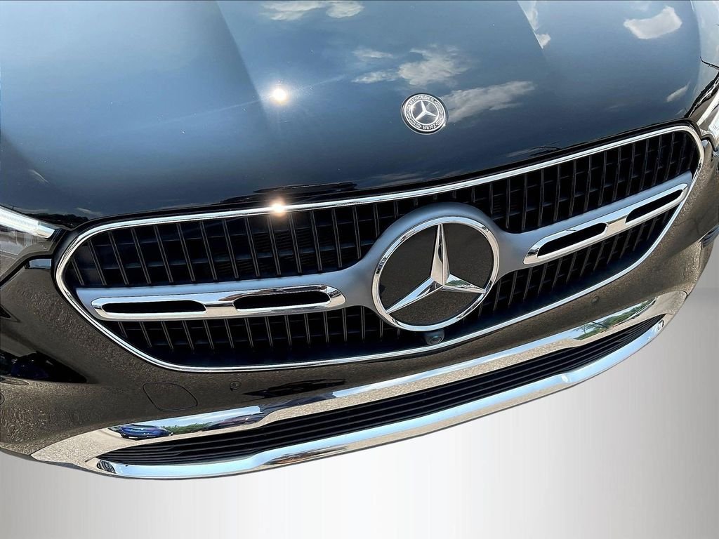 Certified Used 2024 Black Mercedes-Benz GLC 300 image 33