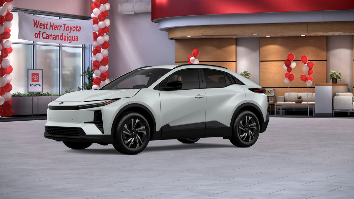 New 2026 Wind Chill Pearl Toyota SE image 2