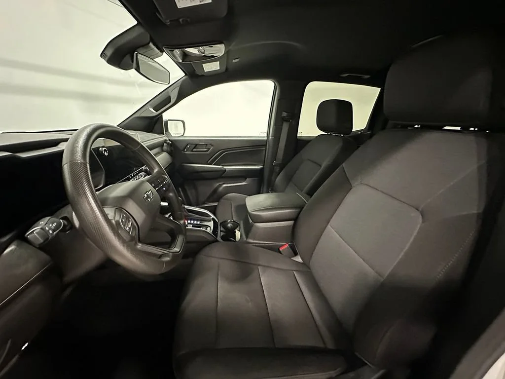 Used 2024 Summit White Chevrolet Trail Boss image 3