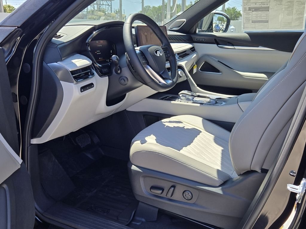 New 2027 MINERAL BLACK INFINITI Autograph AWD image 13