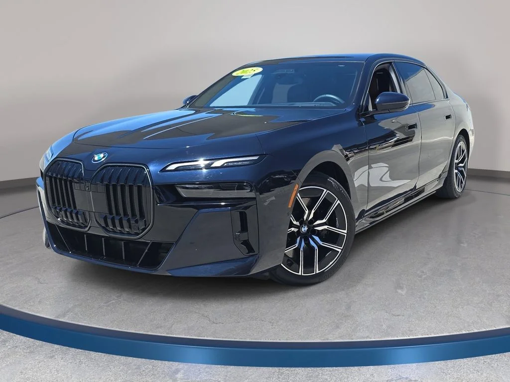 2025 BMW i7 eDrive50 Sedan's photo