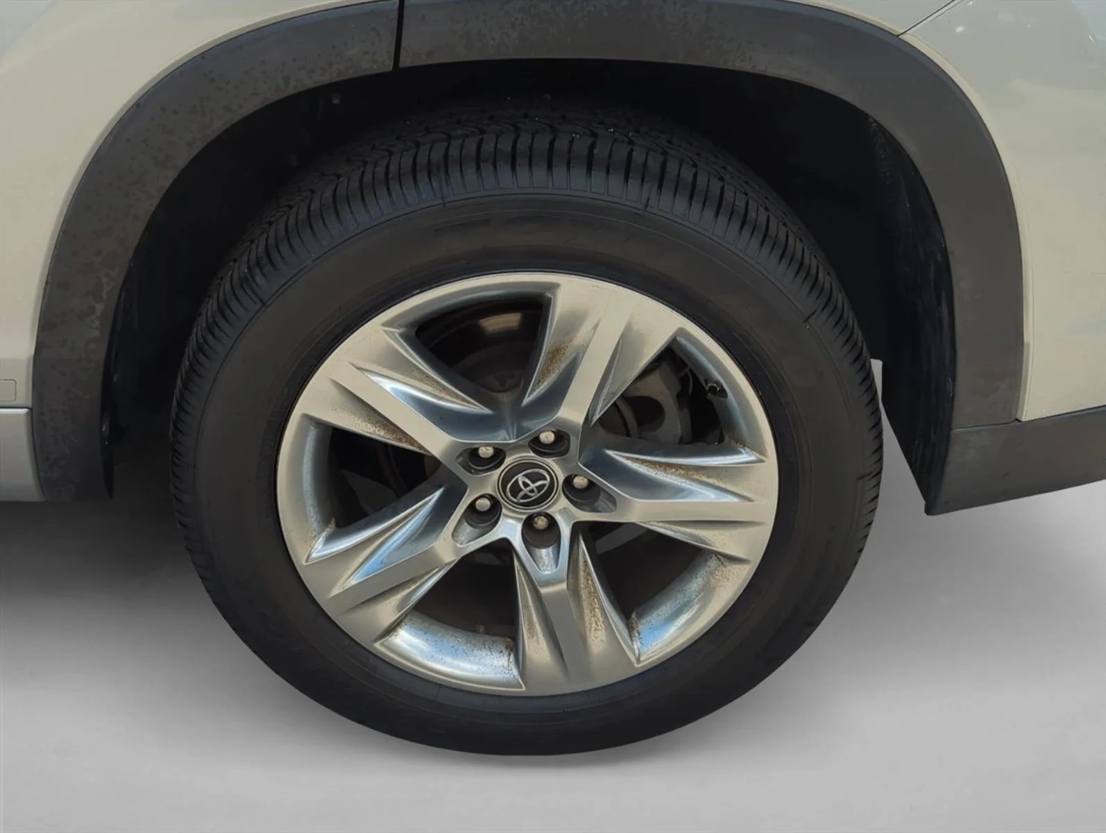 Used 2019 Celestial Silver Metallic Toyota Limited image 8