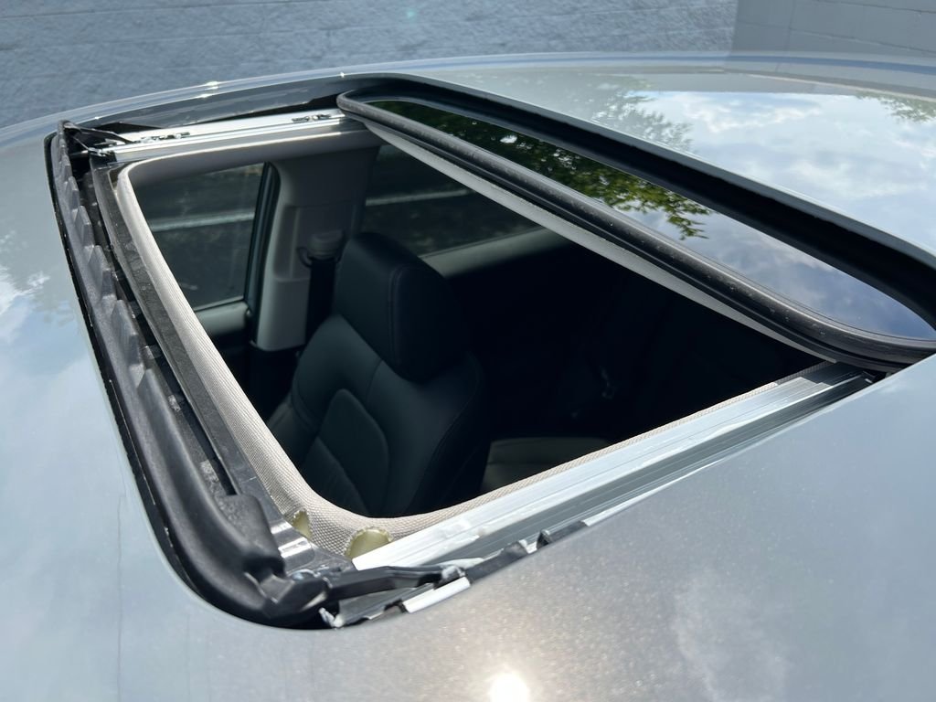New 2027 Urban Gray Pearl Honda EX-L image 11
