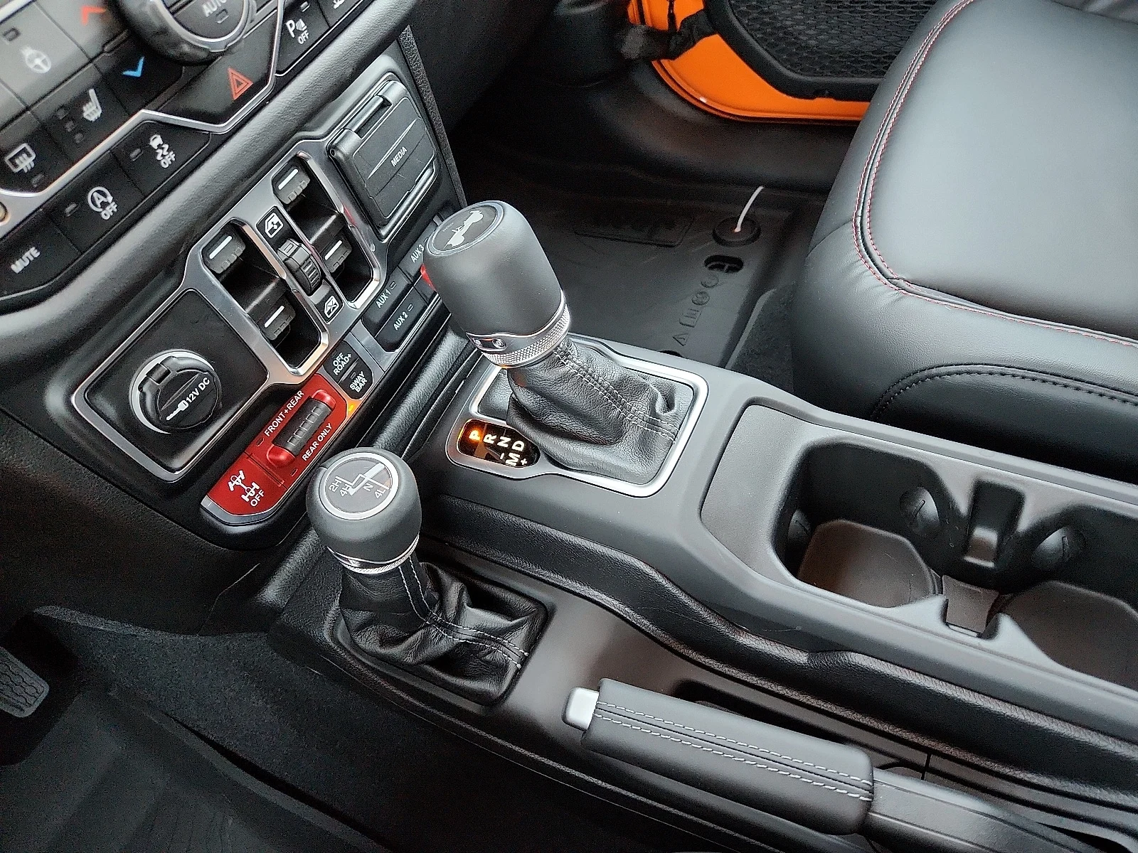 New 2025 Orange Jeep 4-DOOR RUBICON image 20