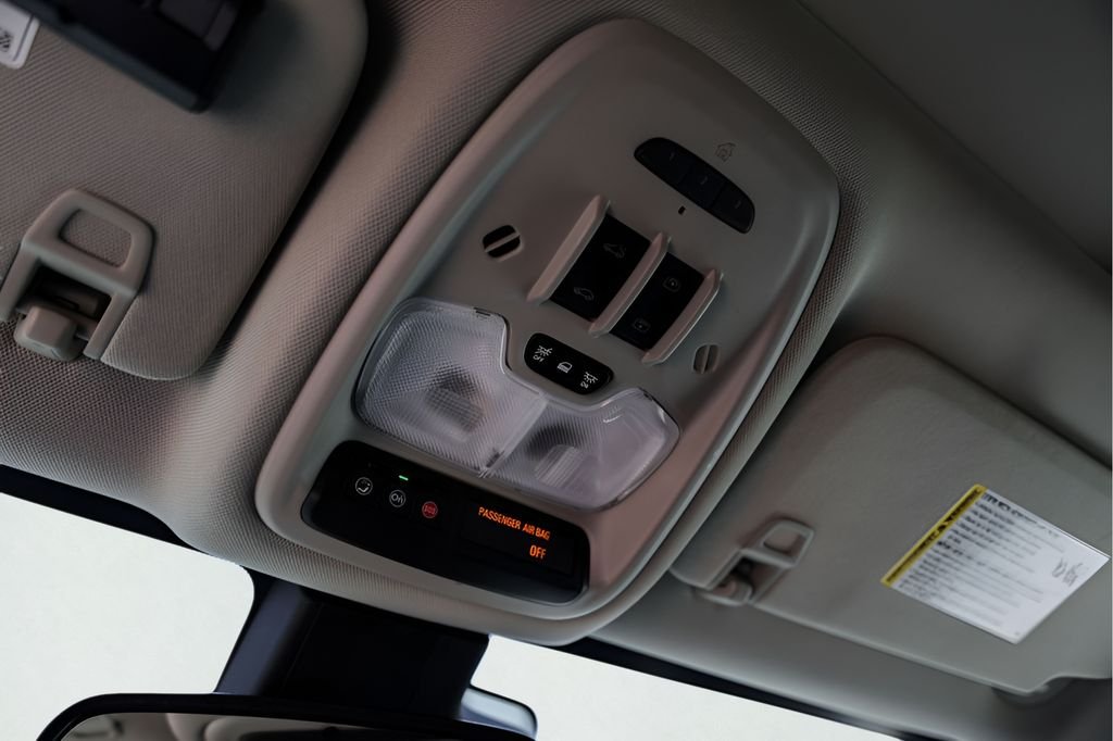 Used 2023 Black Buick Essence image 25