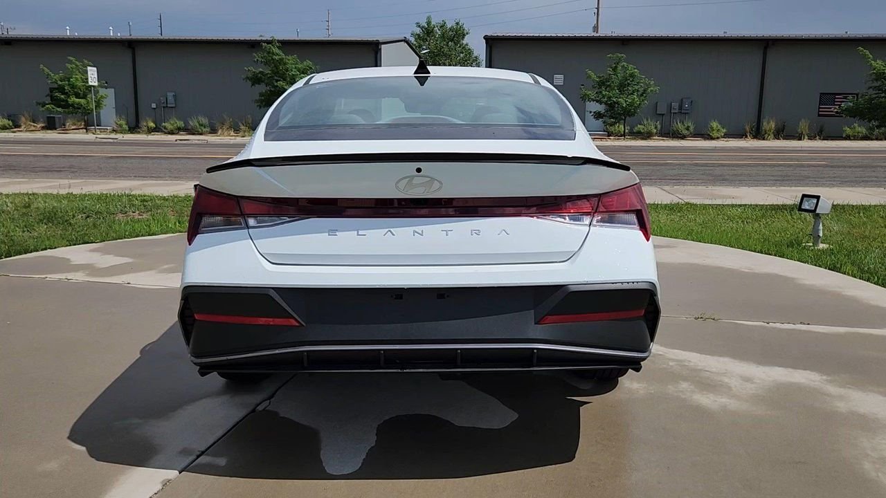 New 2026 Serenity White Hyundai SEL Sport image 19
