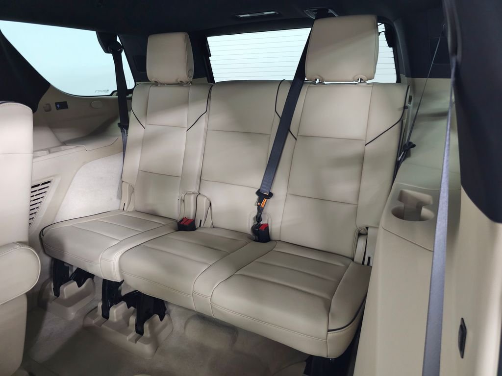 Used 2024 White Cadillac Premium Luxury image 42