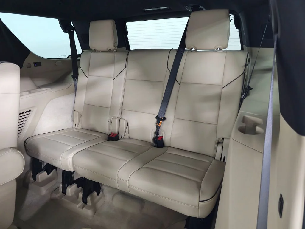 Used 2024 White Cadillac Premium Luxury image 42